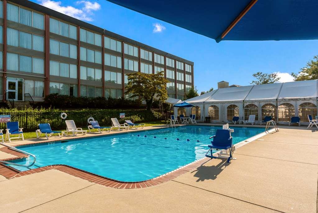 Hotel Chester And Conference Center 2*