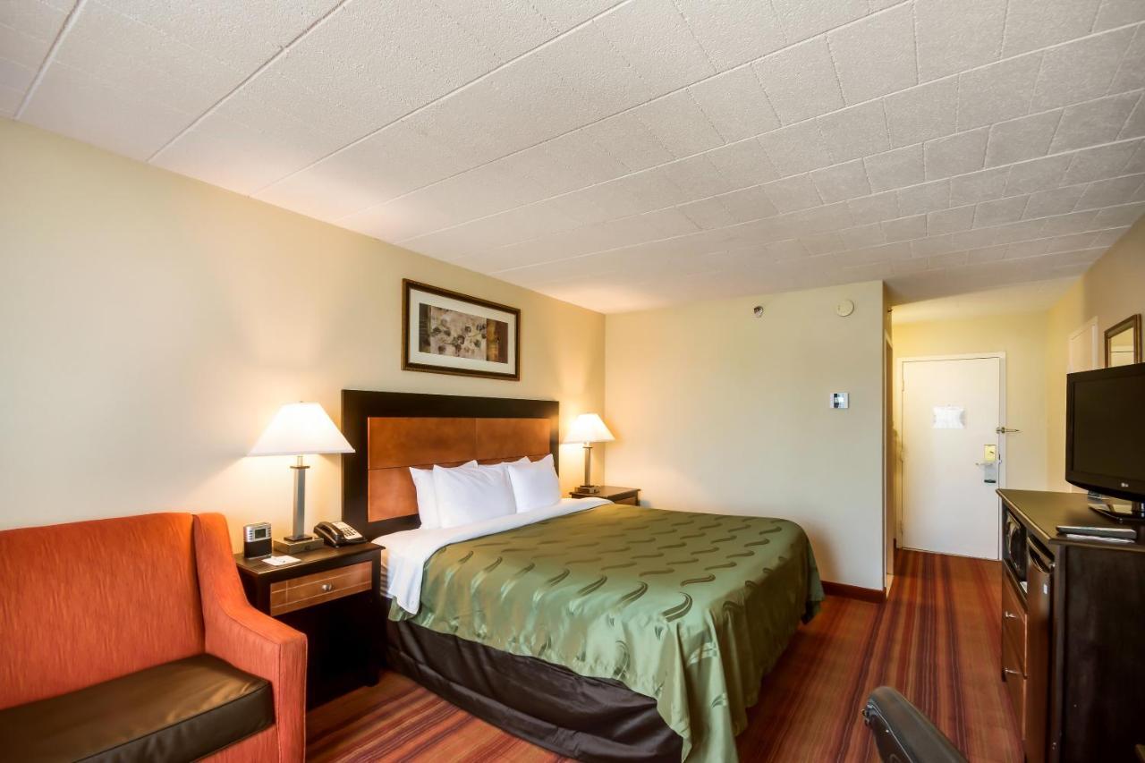 Chester And Conference Center Hotel 2*